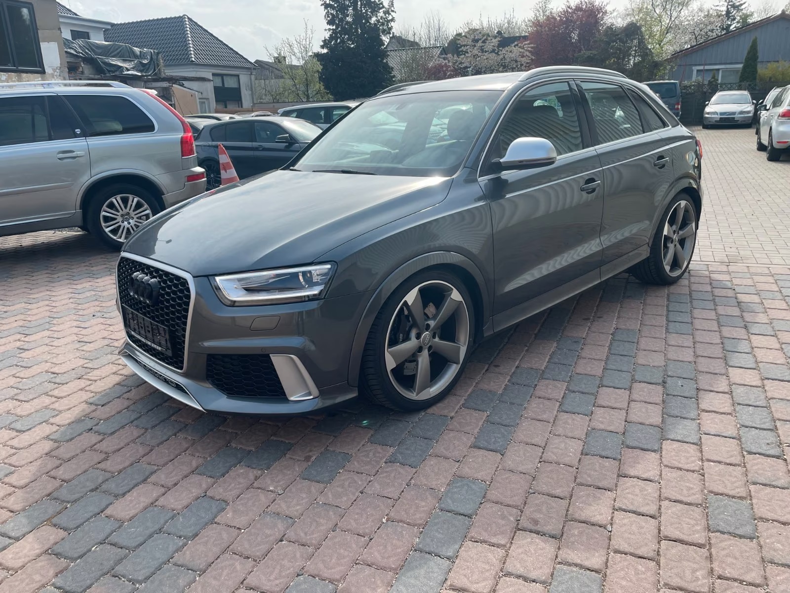 Audi RSQ3