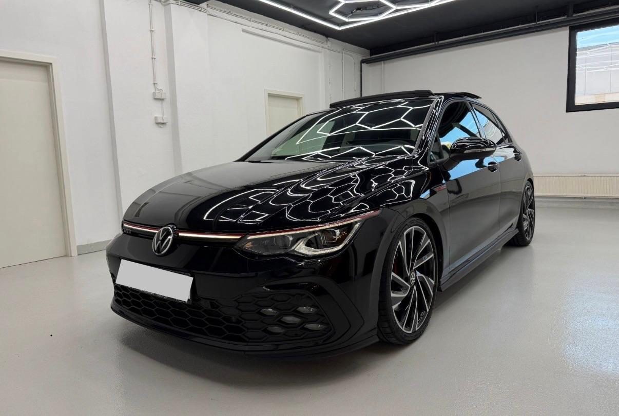 Volkswagen Golf 8 GTI 2020