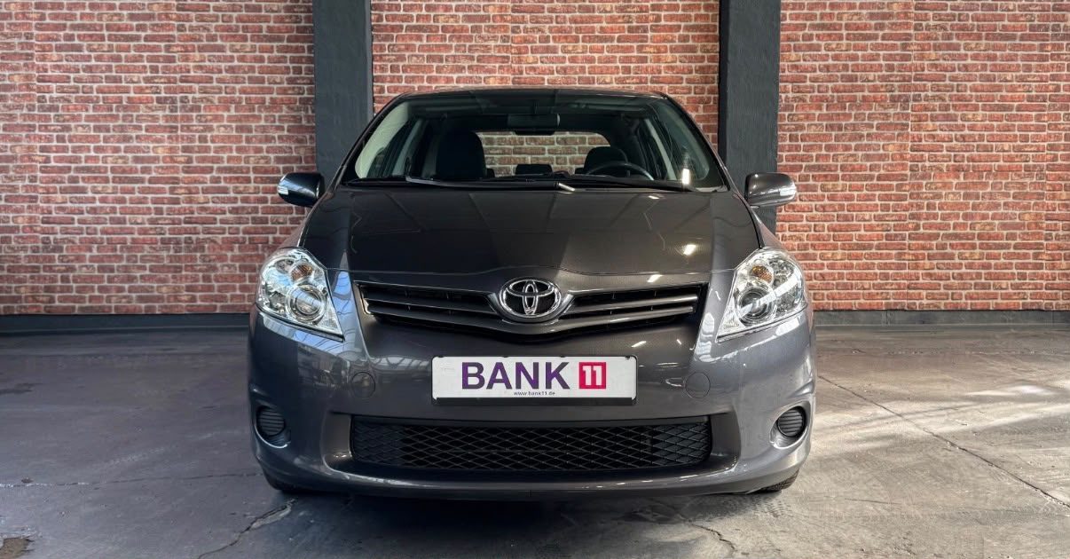 Toyota Auris 2012