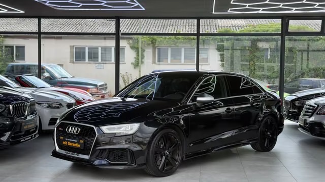 Audi RS3 2.5 TFSI quattro
