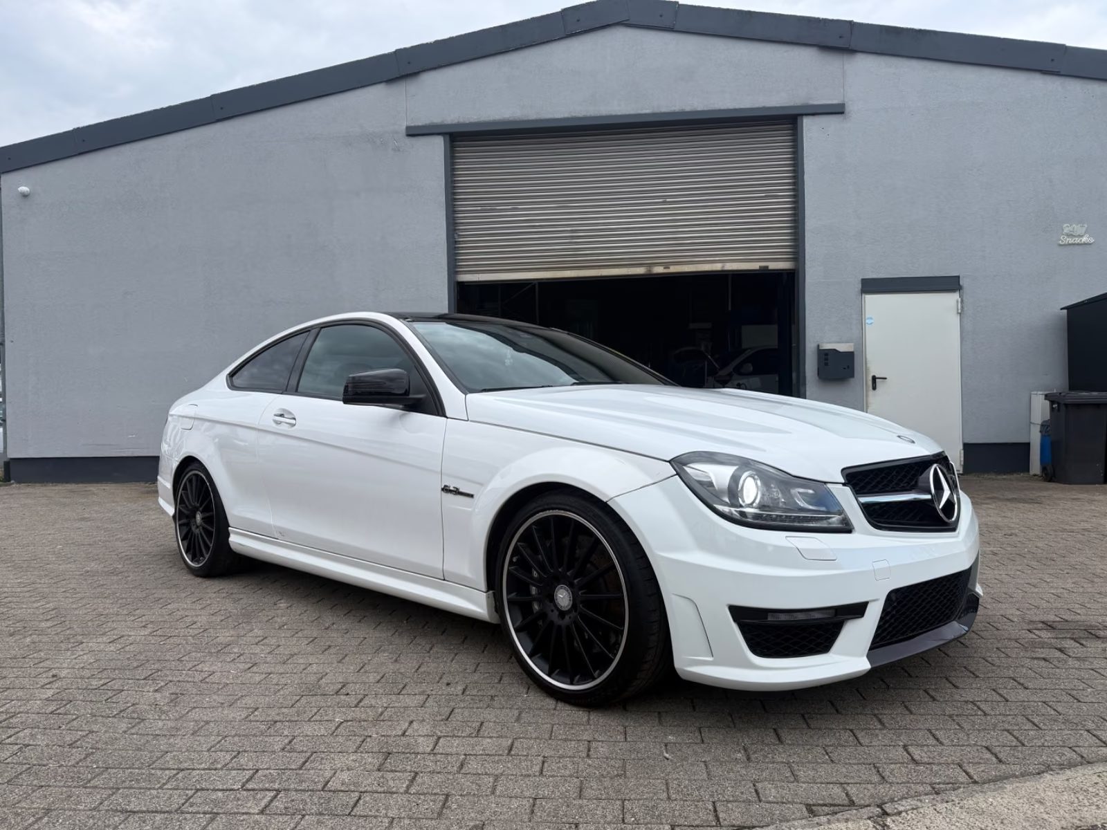Mercedes-Benz C 63 AMG C Coupé C 63 AMG Pano 2013