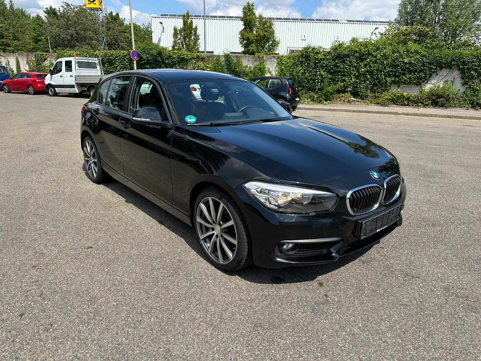 BMW 118i Advantage 2016